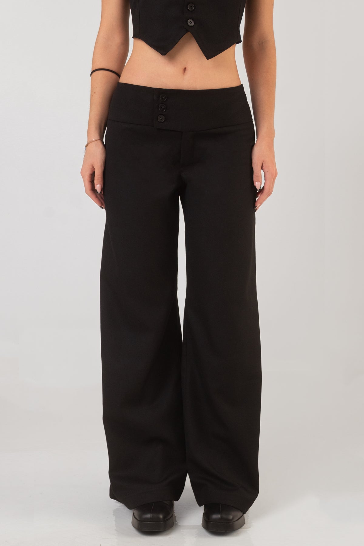 Line Trousers - Black
